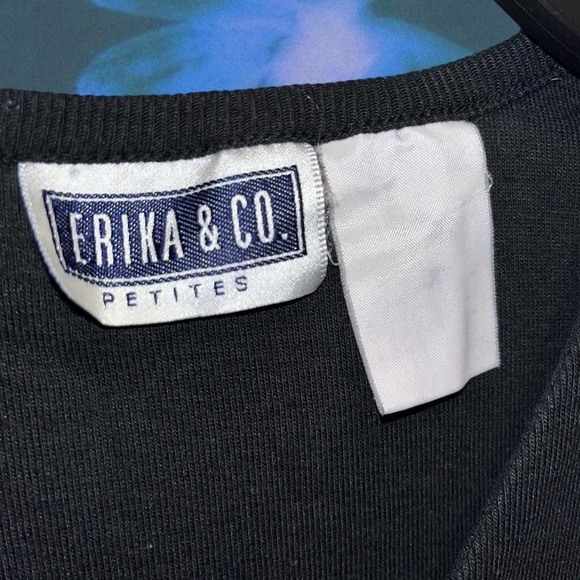 90s Black V-neck short sleeve top Measurements: Bust 36 in. (18 in flat) - Picture 2 of 3